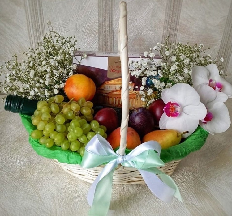 ФРУКТОВАЯ КОРЗИНА